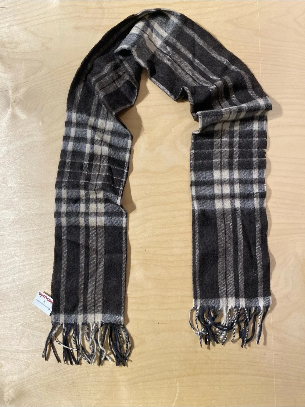 Amicale Men's Black & Gray Plaid Fringe Scarf  (SX)